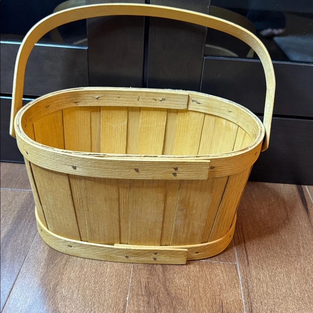 PETERBORO Vintage Rustic Wooden Basket with Handle
